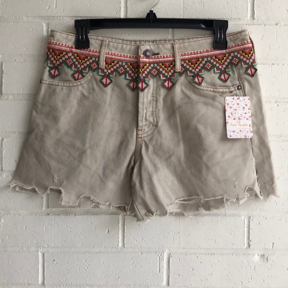 NWT Free People Borderline Cutoff Shorts - Picture 3 of 8